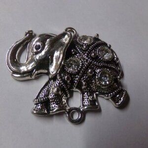 Antique Silver Clear Rhinestone Elephant Link Connector
